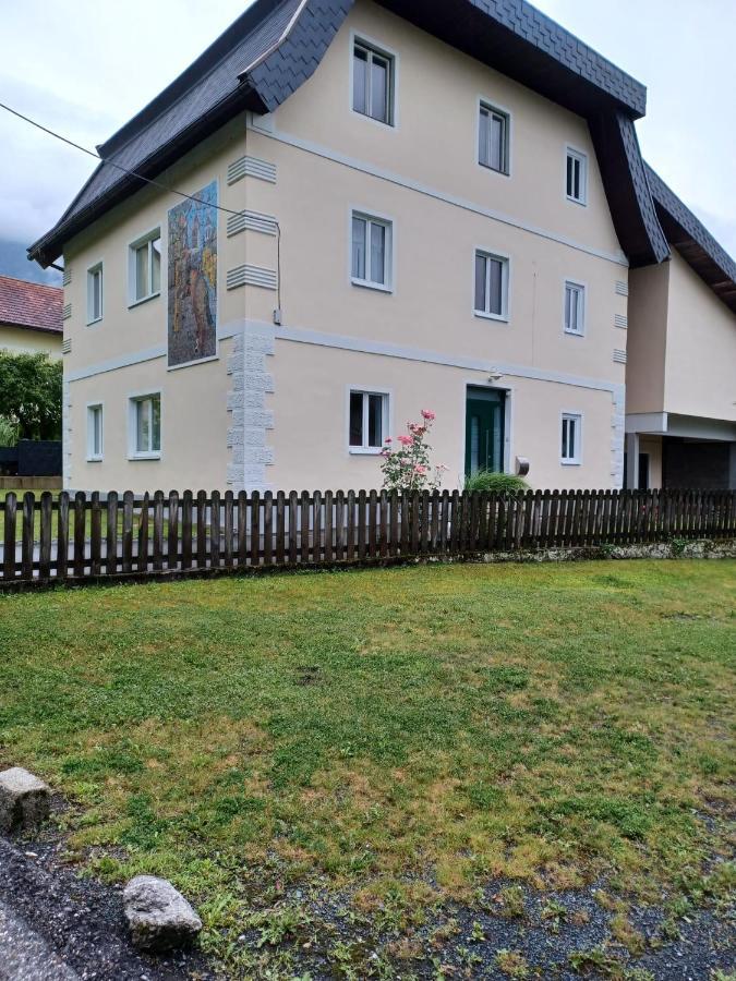 Ferienwohnung Gaensebluemchen Feistritz an der Gail Екстериор снимка